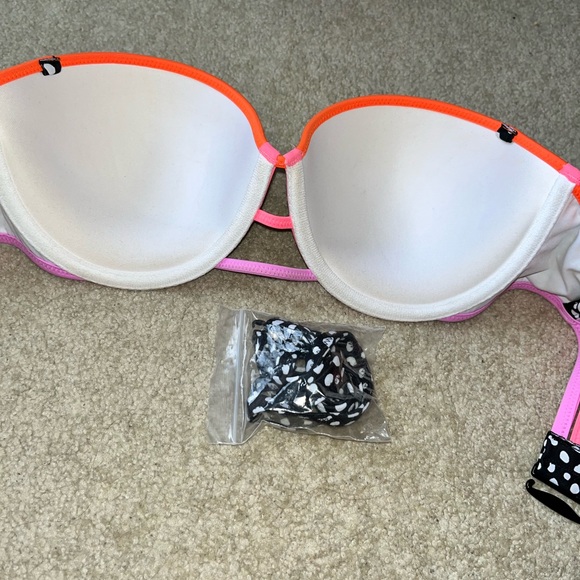Victoria Secret Bandeau Swim Top | Size 32DD - Picture 5 of 5